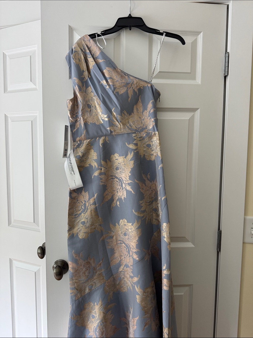 Kay Unger One-Shoulder Pale Blue and Gold Floral Gown - Picture 2 of 5